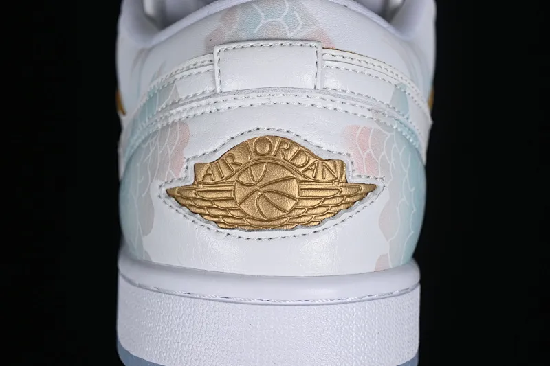 All Categories Air Jordan Jordan Series Basketball Shoes Air Jordan 1 Low Air Jordan 1 Low AJ1 Joe 1 Year of the Dragon Limited New Chinese Style Customization Steam Puppet-Third Prince Ao Bing Low State Cultural Casual Shoes FN8901-164